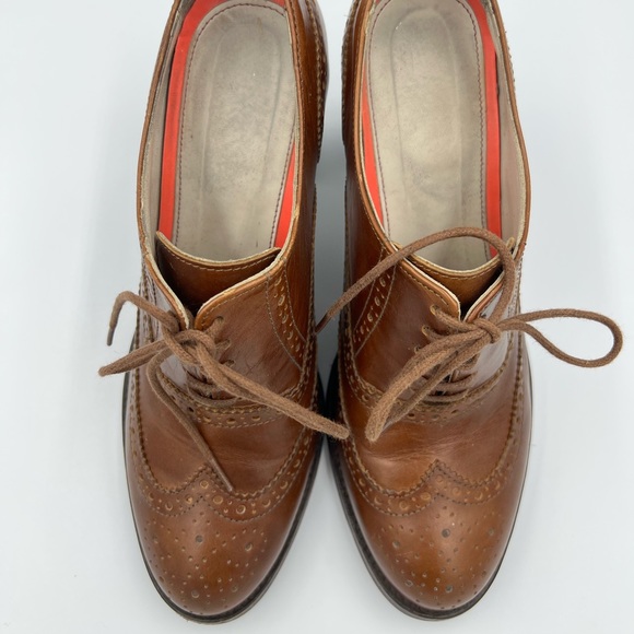 BODEN Brogue Heeled Ankle Boots - Picture 2 of 9